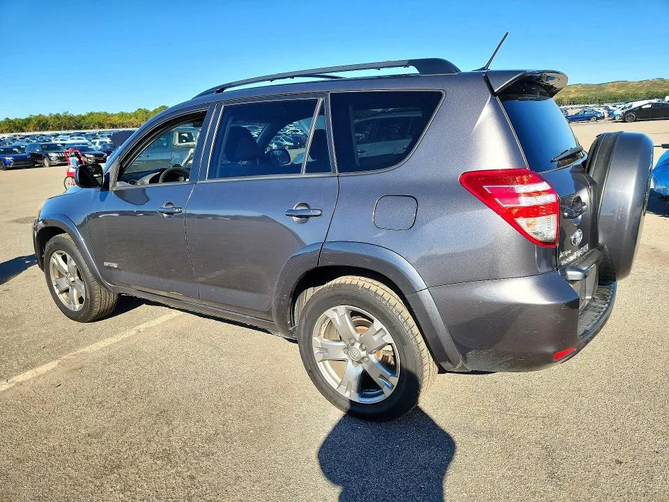 2T3RF4DVXAW045964 — 2010 TOYOTA RAV4 photo 2
