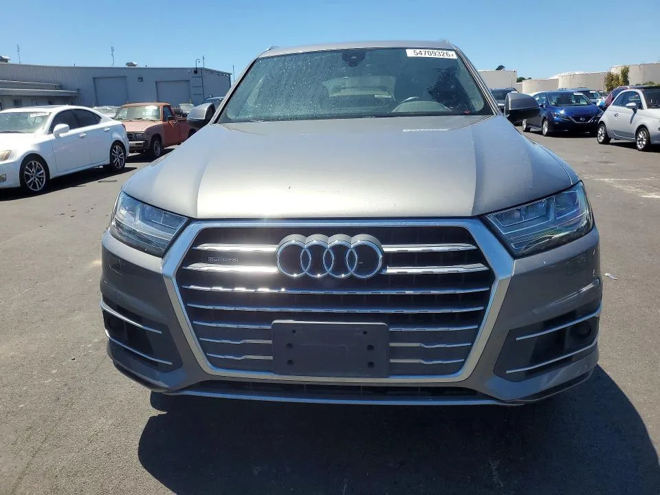 WA1LHAF75HD042212 — 2017 AUDI Q7 photo 5