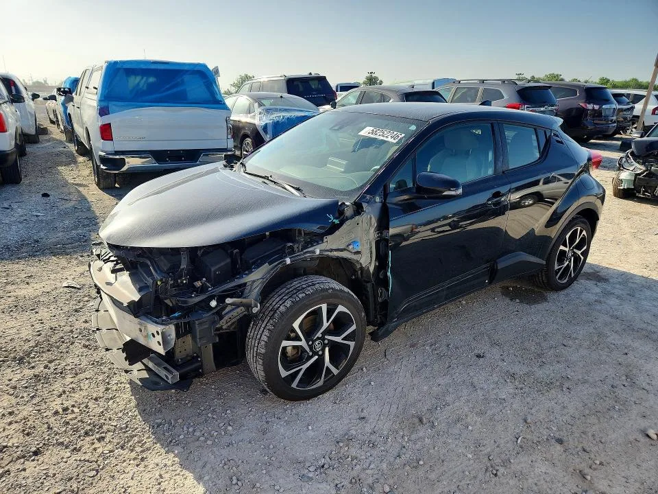 JTNKHMBX1K1025890 — 2019 TOYOTA C-HR photo 1