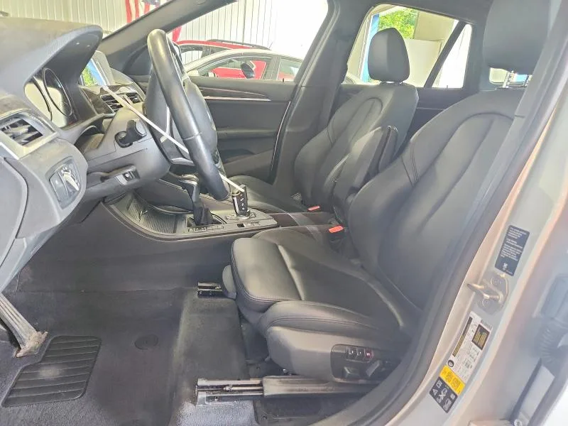 WBXHT3C34J5L33469 — 2018 BMW X1 photo 7