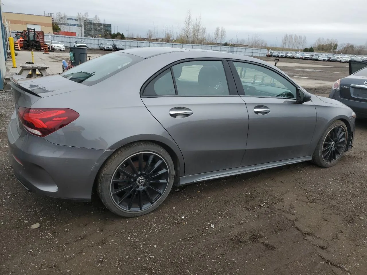 W1K3G4FB5LW046925 — 2020 MERCEDES-BENZ A-Class photo 3