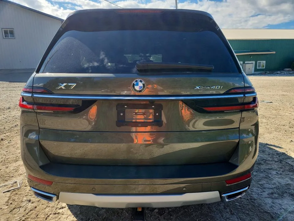 5UX23EM01S9X61527 — 2025 BMW X7 photo 6