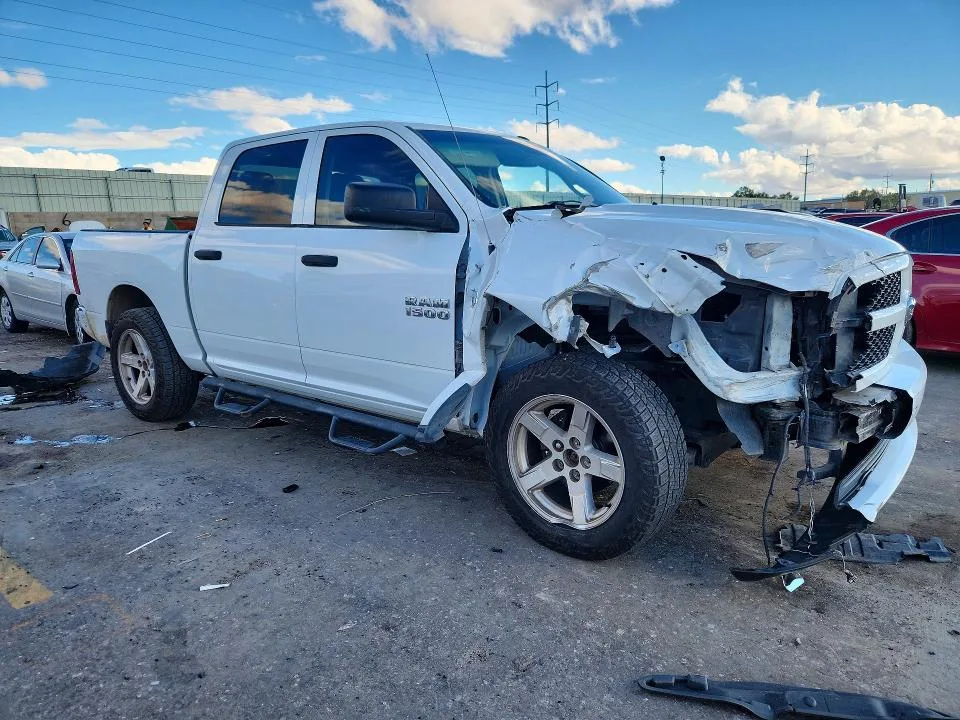 3C6RR7KT5JG197538 — 2018 RAM 1500 photo 4