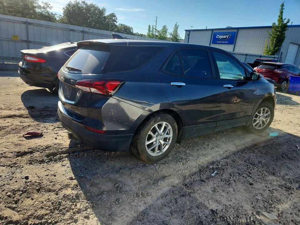 3GNAXHEV5NS218218 — 2022 CHEVROLET EQUINOX photo 3