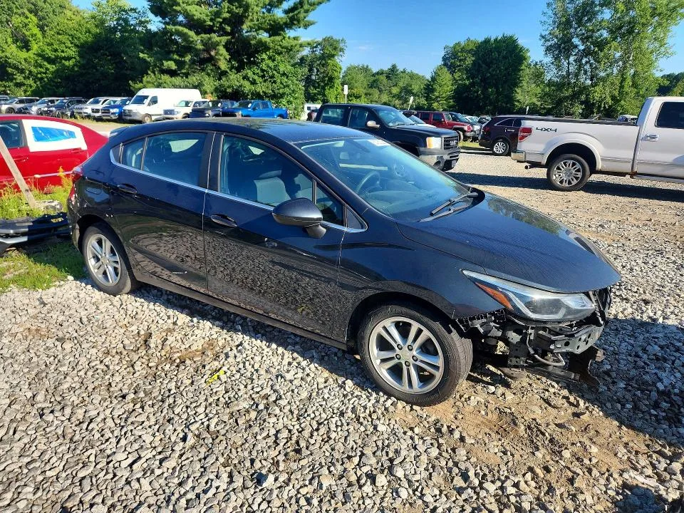 3G1BC5SM4HS584199 — 2017 CHEVROLET CRUZE photo 4