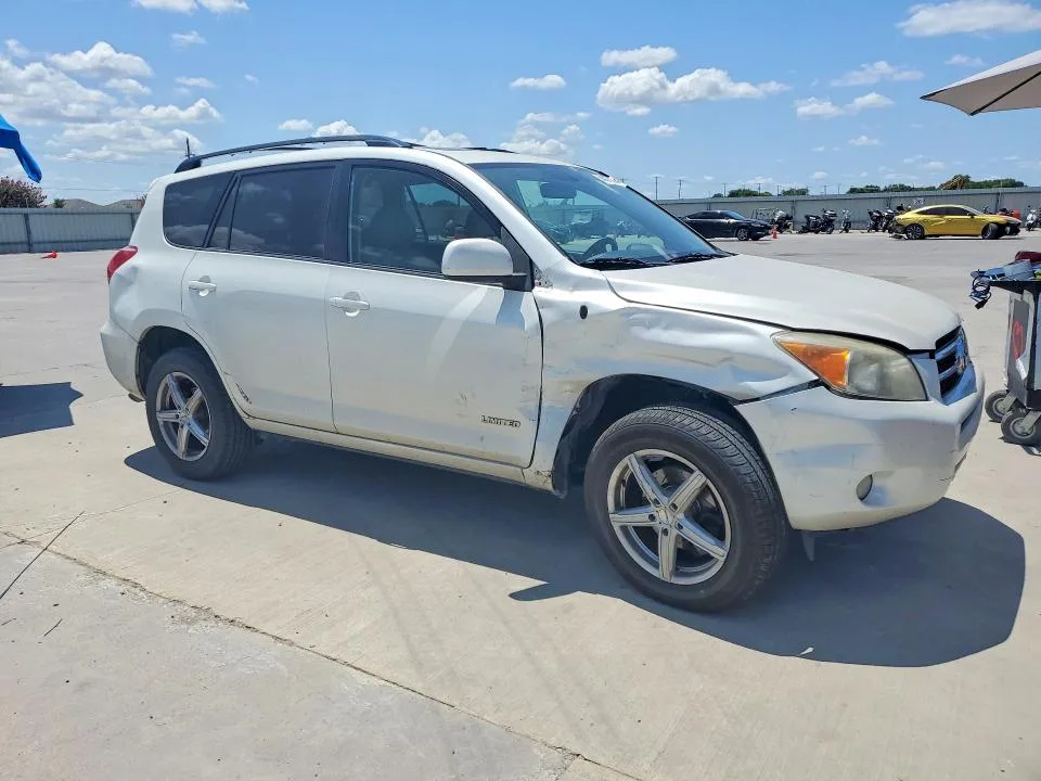 JTMBK31V985069458 — 2008 TOYOTA RAV4 photo 4