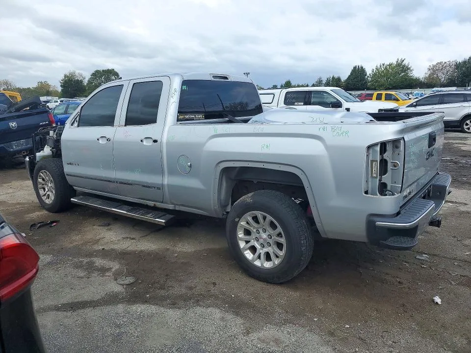 1GTV2MEH2HZ153766 — 2017 GMC SIERRA photo 2