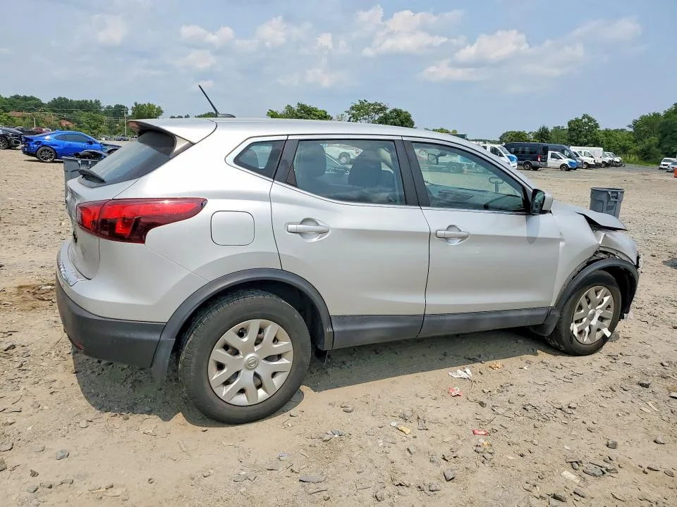 JN1BJ1CP7KW526259 — 2019 NISSAN ROGUE SPORT photo 3