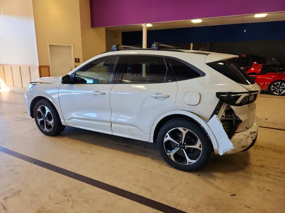 1FMCU9PA1PUA03458 — 2023 FORD ESCAPE photo 2