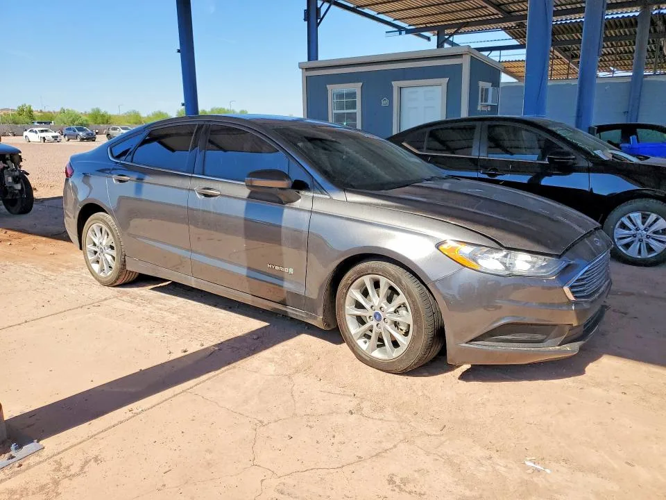 3FA6P0LUXHR280080 — 2017 FORD FUSION photo 4
