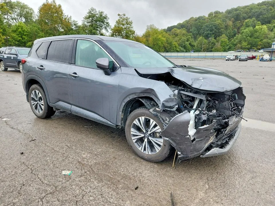 5N1AT3BB1MC827629 — 2021 NISSAN ROGUE photo 4