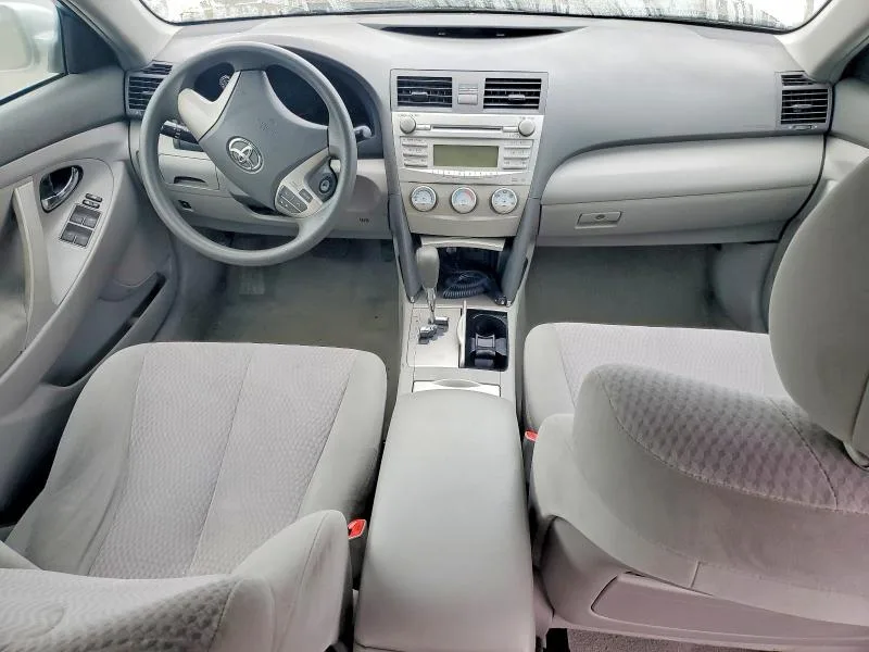 4T1BF3EK7BU657419 — 2011 TOYOTA CAMRY photo 8
