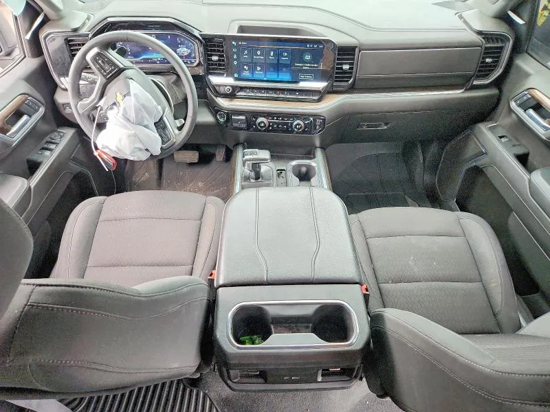 1GCUKDED7SZ142357 — 2025 CHEVROLET SILVERADO photo 8