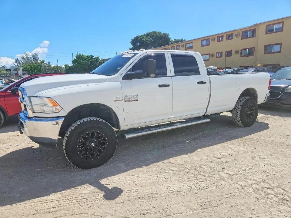 3C6UR5HLXJG277911 — 2018 RAM 2500