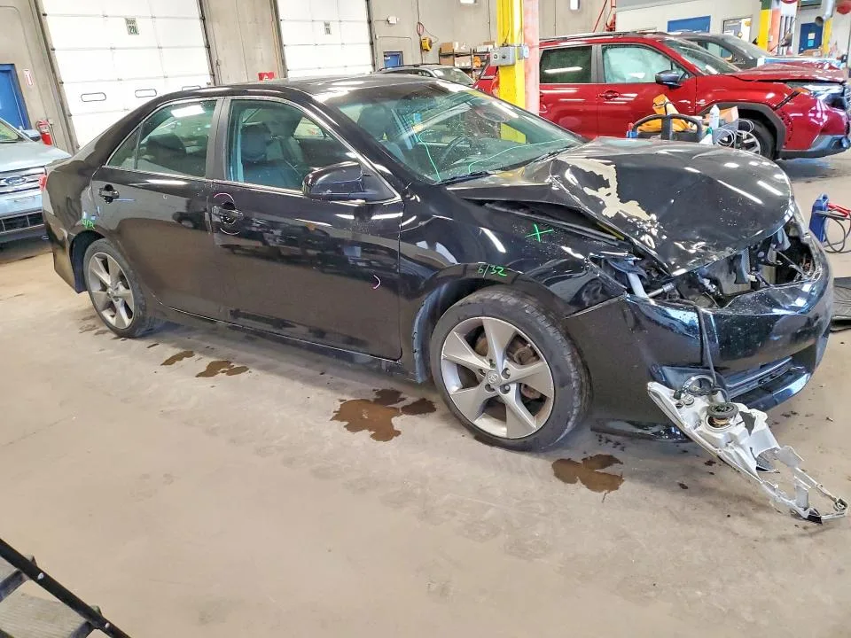4T1BF1FK1CU155090 — 2012 TOYOTA CAMRY photo 4