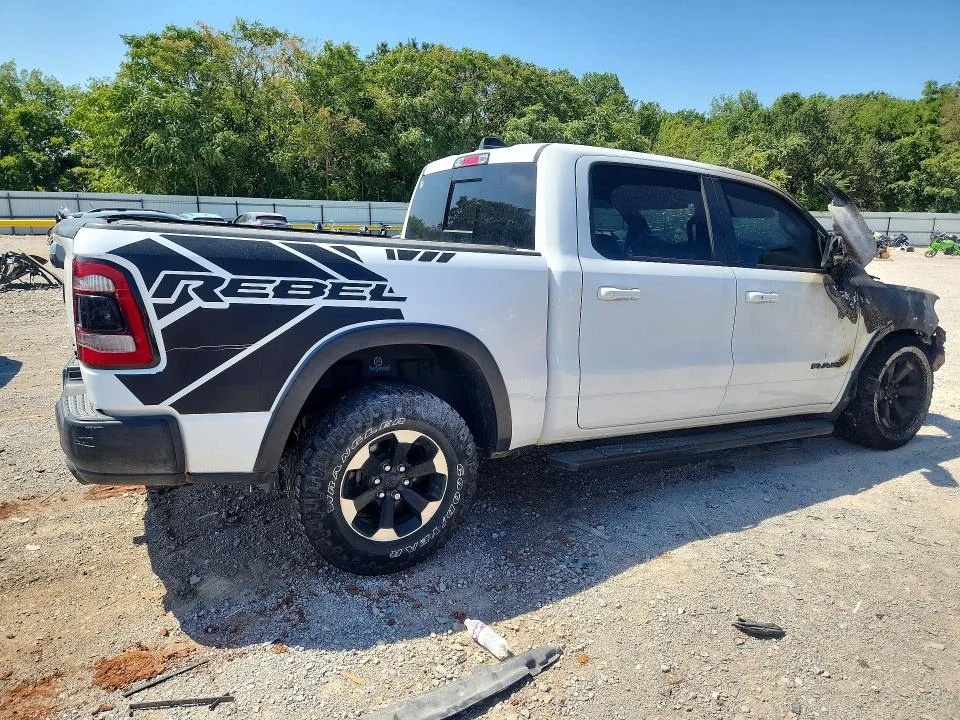 1C6SRFLT7KN897788 — 2019 RAM 1500 photo 3