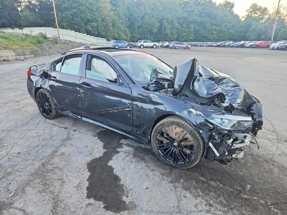 WBAJE7C56JWC55630 — 2018 BMW 540 photo 4