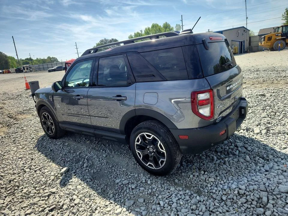 3FMCR9CNXSRF21076 — 2025 FORD BRONCO SPORT photo 2