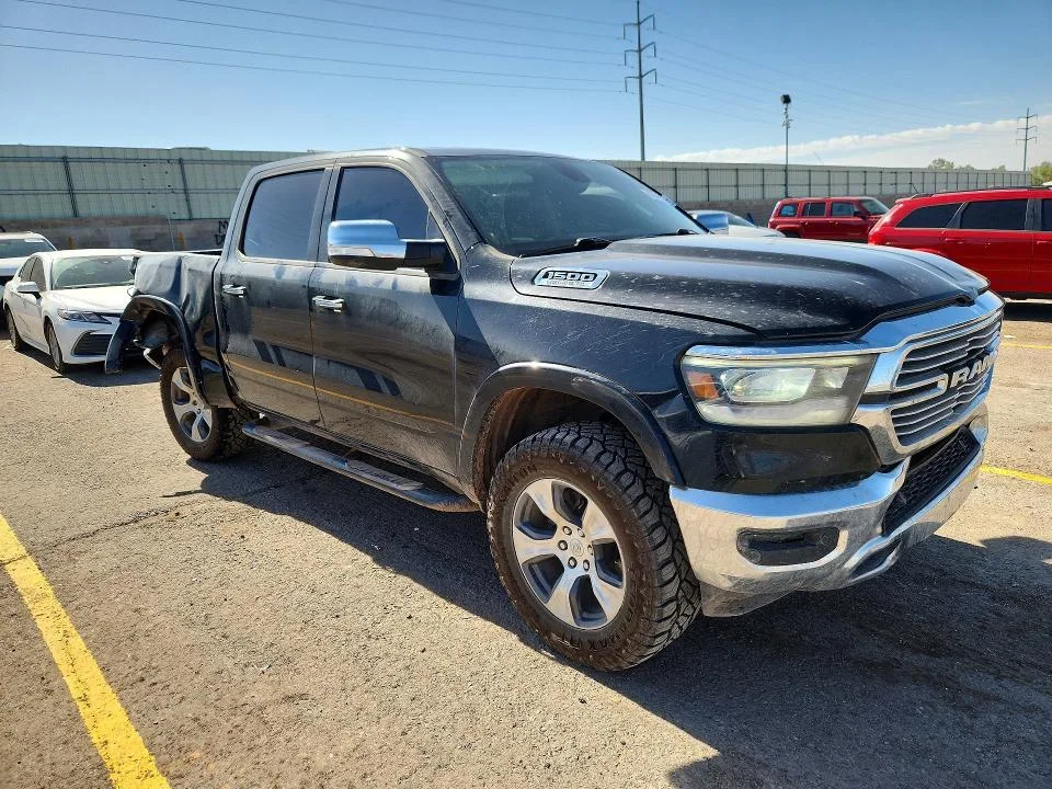 1C6SRFJT1KN505715 — 2019 RAM 1500 photo 4