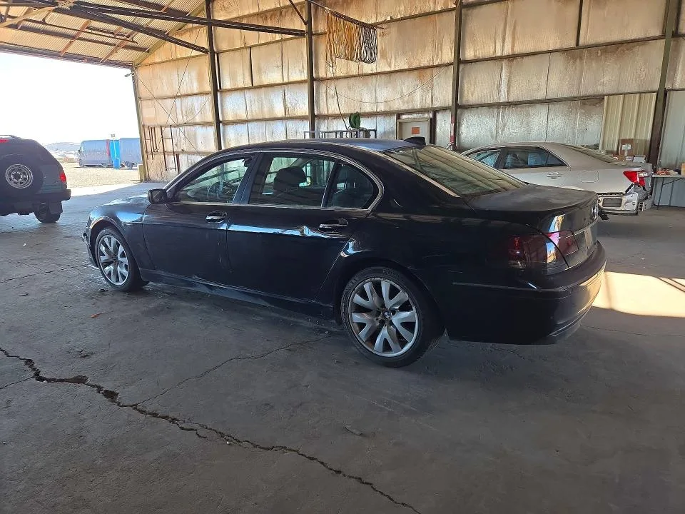 WBAHN835X7DT73279 — 2007 BMW 750 photo 2