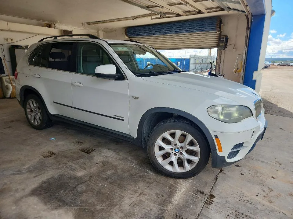 5UXZV4C59D0B06705 — 2013 BMW X5 photo 4