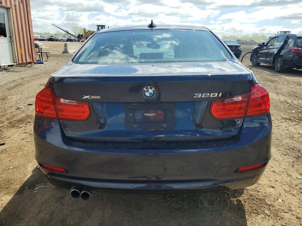 WBA3B3C56FF548863 — 2015 BMW 328 photo 6