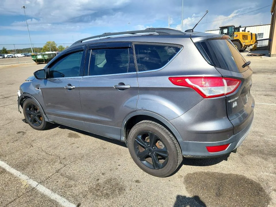 1FMCU0G95DUC10304 — 2013 FORD ESCAPE photo 2