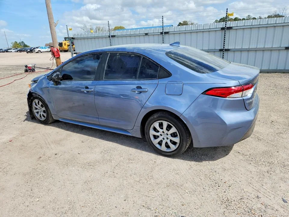 1FTFW1EG6FKF09771 — 2023 TOYOTA COROLLA photo 2
