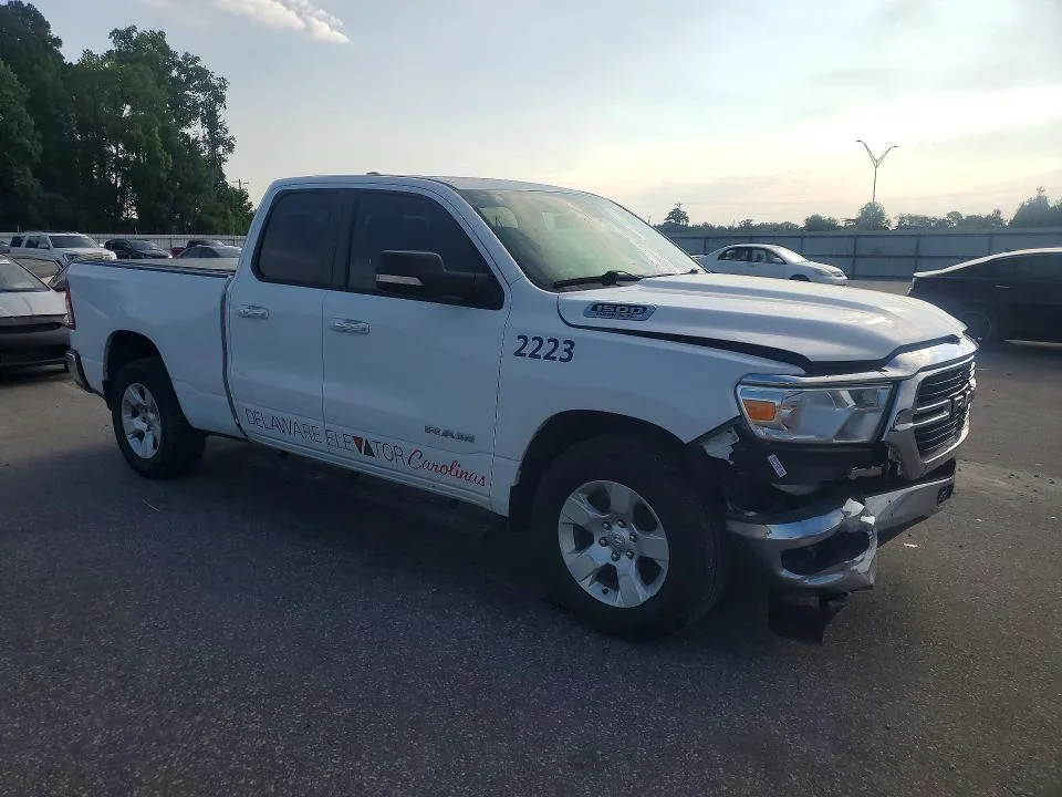 1C6RREBT7LN277941 — 2020 RAM 1500 photo 4