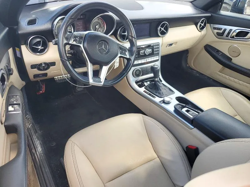 WDDPK5HA4DF051111 — 2013 MERCEDES-BENZ SLK photo 8