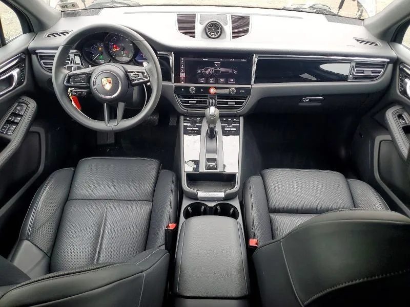 WP1AA2A55TLB00779 — 2026 PORSCHE MACAN photo 8