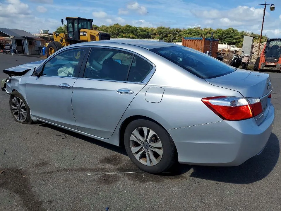 1HGCR2F36FA059428 — 2015 HONDA ACCORD photo 2