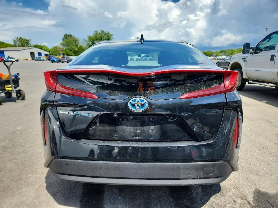 JTDKAMFPXM3182697 — 2021 TOYOTA PRIUS PRIME photo 6