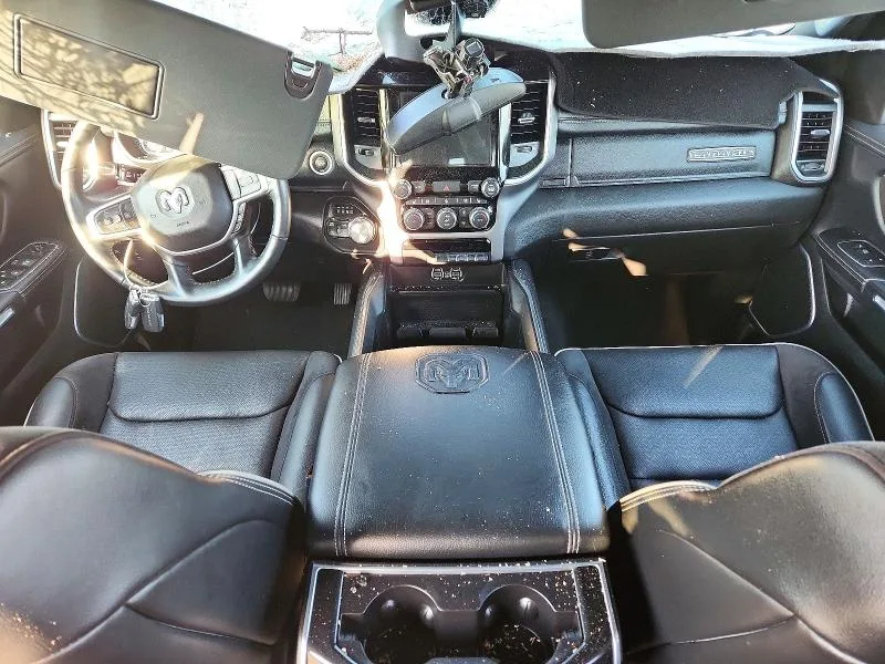 1C6SRFJT3LN324164 — 2020 RAM 1500 photo 8
