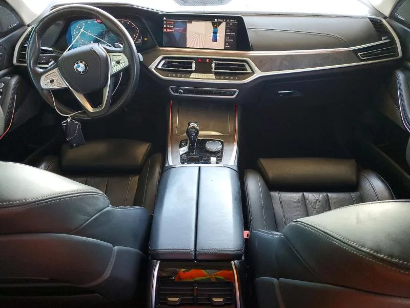 5UXCW2C0XL9B11482 — 2020 BMW X7 photo 8