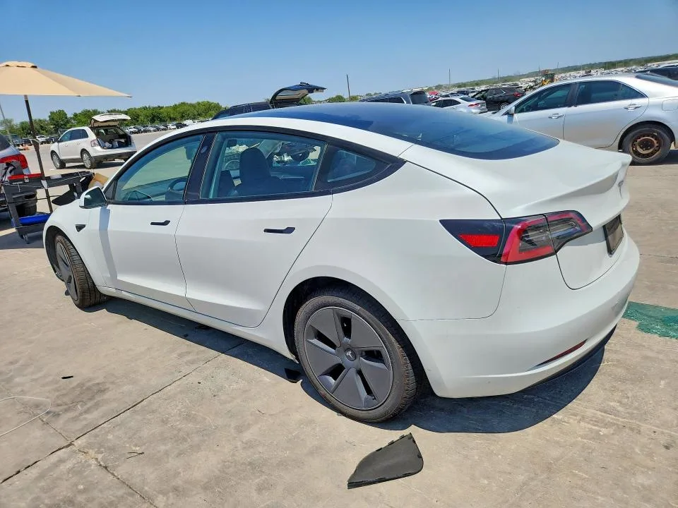 5YJ3E1EA5PF562364 — 2023 TESLA MODEL 3 photo 2