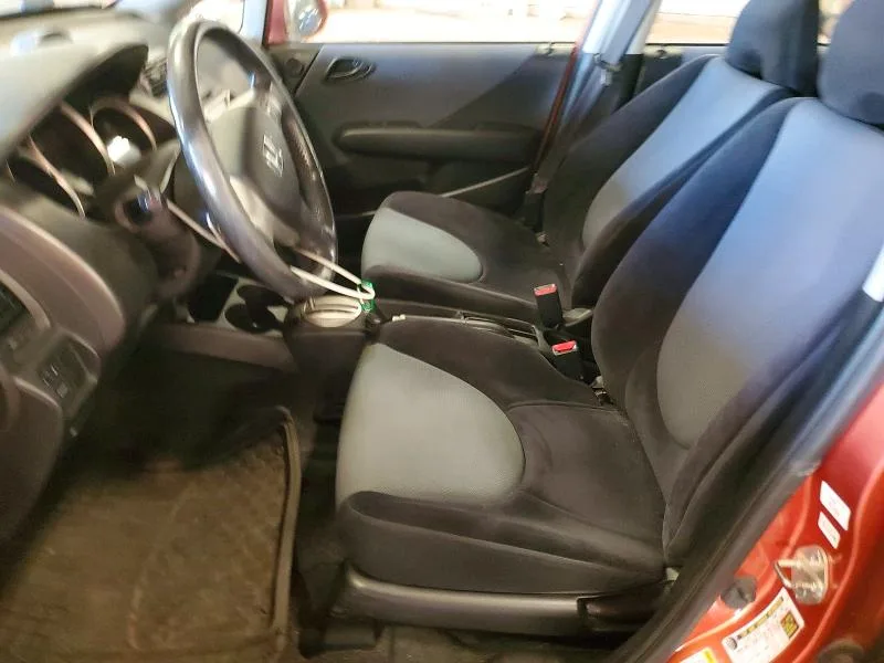 JHMGD38667S067082 — 2007 HONDA FIT photo 7