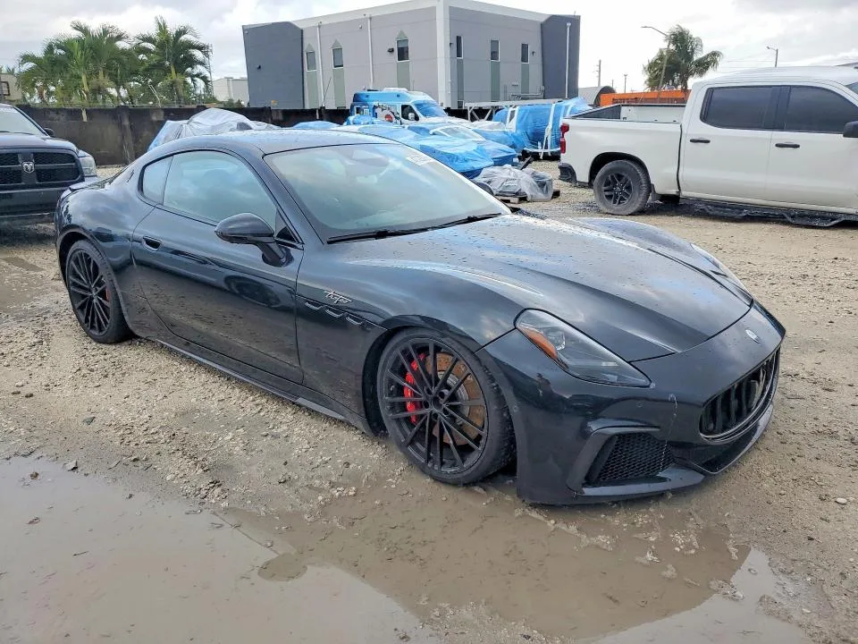ZAMBMVDB2RX432708 — 2024 MASERATI GRANTURISMO photo 4