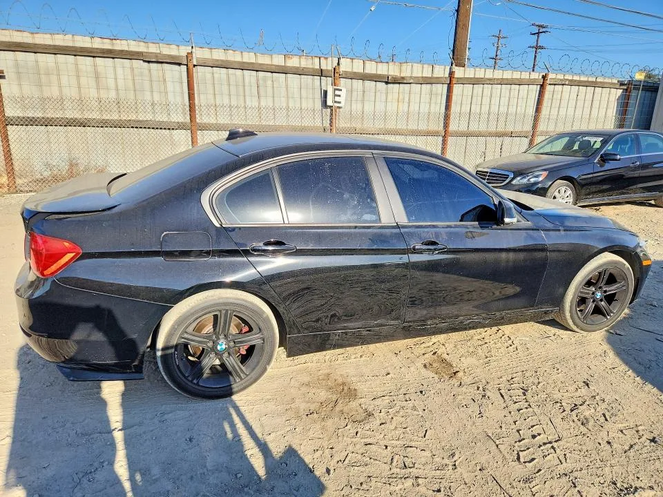 WBA3C1C56EK117124 — 2014 BMW 328 photo 3