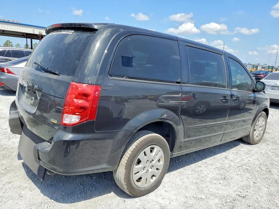 2C4RDGBG2HR645345 — 2017 DODGE GRAND CARAVAN photo 3