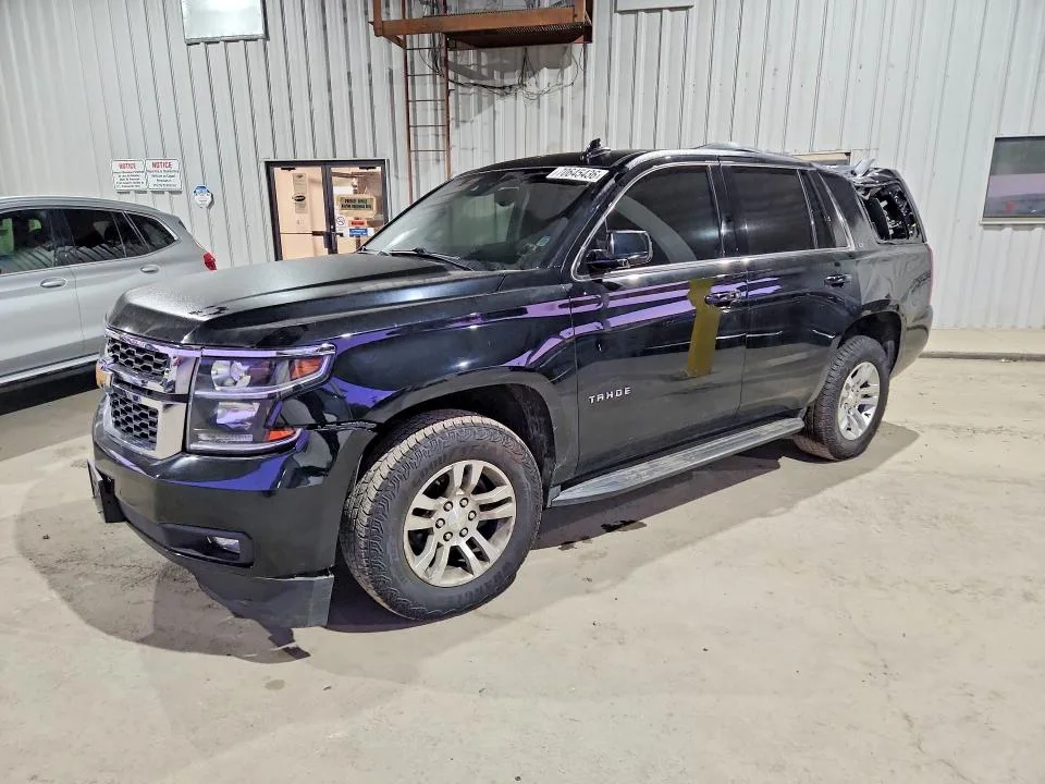 1GNSKBKCXJR388266 — 2018 CHEVROLET TAHOE photo 1