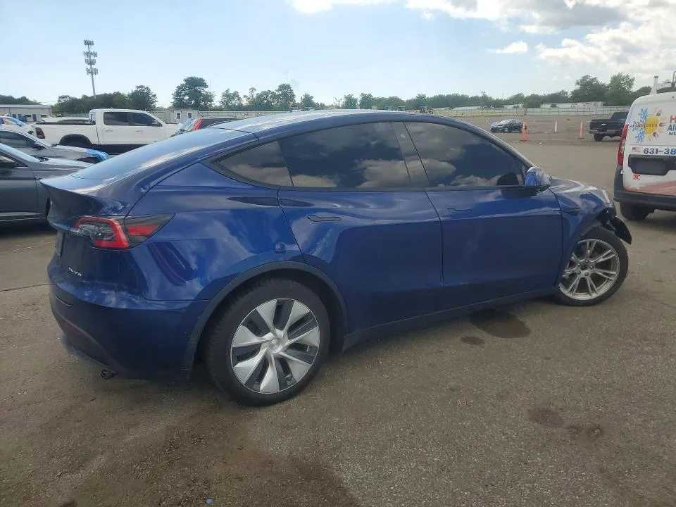 5YJYGDEE2LF045263 — 2020 TESLA MODEL Y photo 3