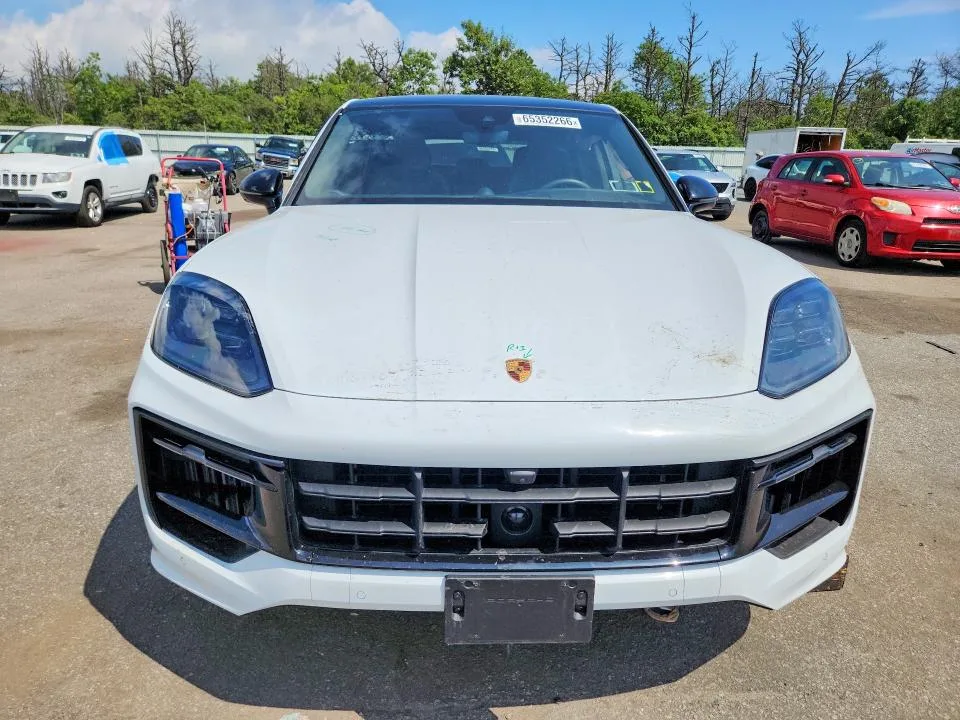 WP1BG2AYXSDA44358 — 2025 PORSCHE CAYENNE photo 5