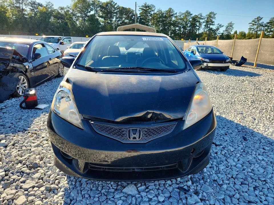 JHMGE8H50BS004683 — 2011 HONDA FIT photo 5