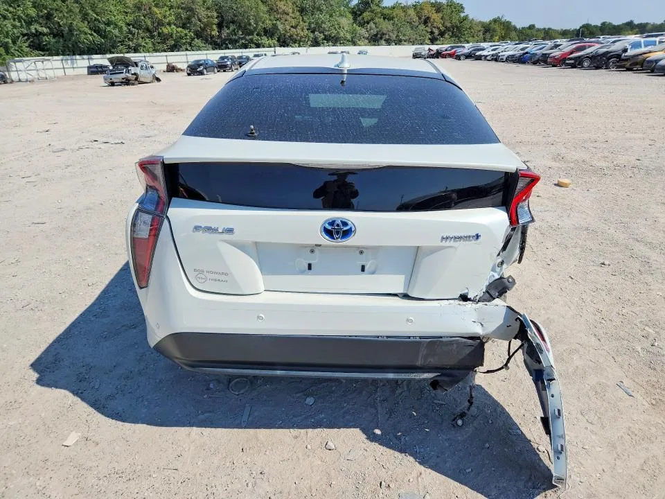 JTDKARFU5G3003134 — 2016 TOYOTA PRIUS photo 6