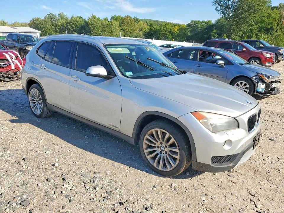 WBAVL1C56EVY24053 — 2014 BMW X1 photo 4