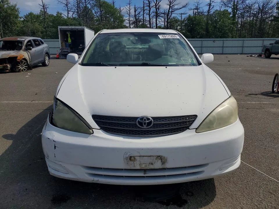 4T1BF32K92U033108 — 2002 TOYOTA CAMRY photo 5