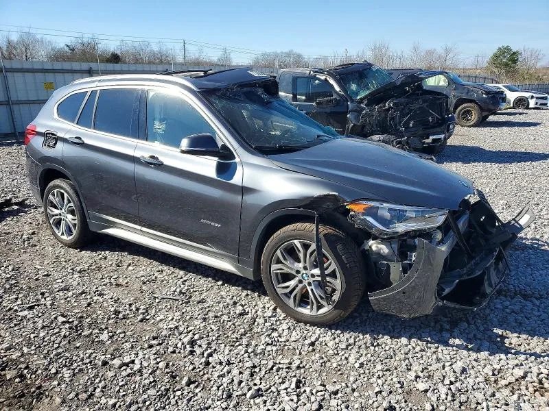 WBXHT3C37G5E53388 — 2016 BMW X1 photo 4