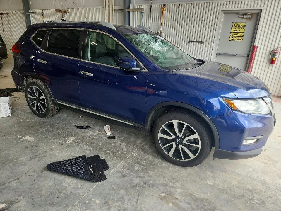 5N1AT2MV0LC800406 — 2020 NISSAN ROGUE photo 4