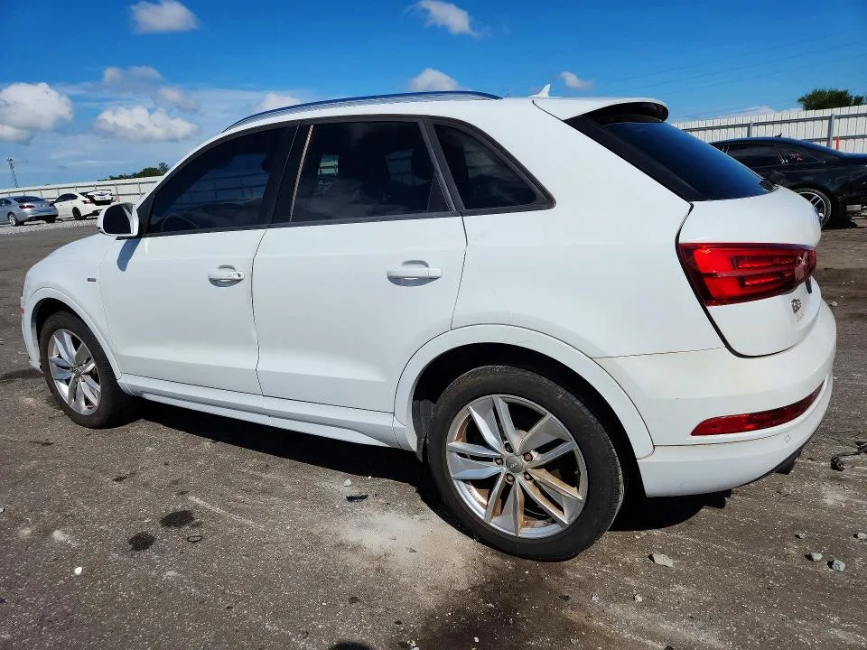 WA1BCCFS2JR002950 — 2018 AUDI Q3 photo 2